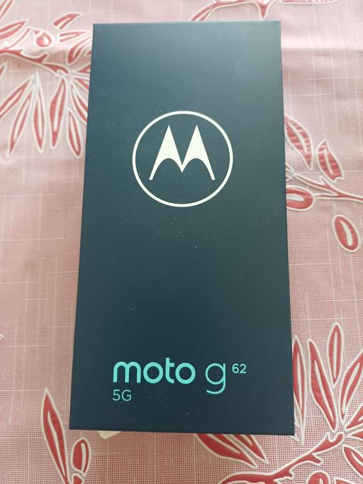 Buy & Sell - Photos for Motorola mobile phone