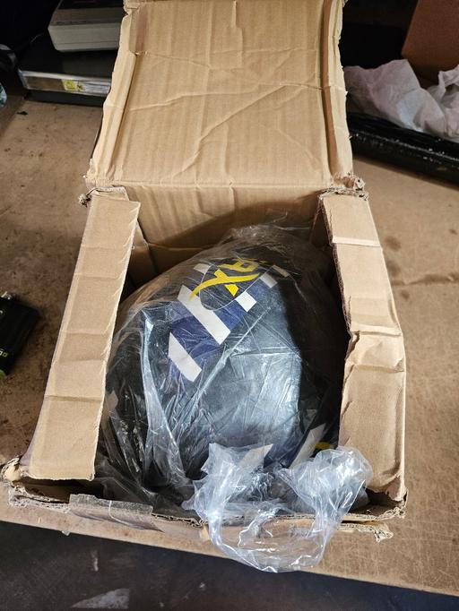 Buy & Sell Burnage Manchester - Photos for 5kg medicine ball