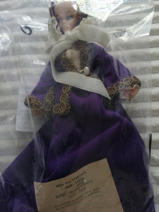 Buy & Sell Wednesfield Wolverhampton - Photos for ornamental doll