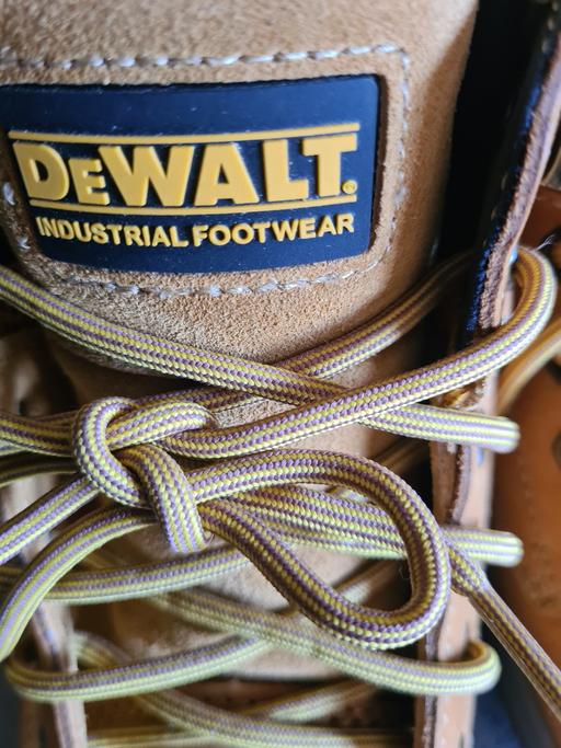 Buy & Sell Thurnscoe Barnsley - Photos for Dewalt boots