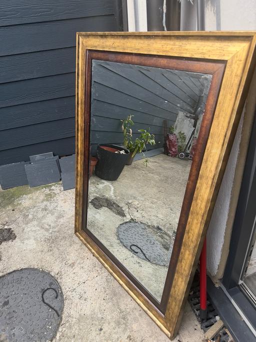 Buy & Sell Romford Havering - Photos for LARGE MIRROR