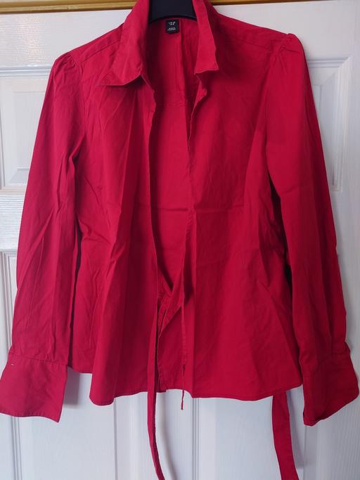 Buy & Sell Loughborough Charnwood - Photos for Women's red tie up blouse size 8-10