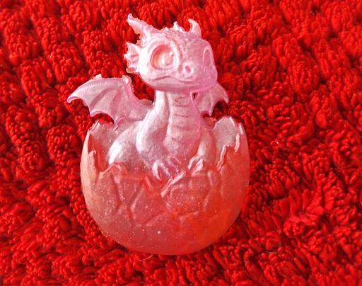Buy & Sell Rubery Birmingham - Photos for Cute baby dragon in he's broken shell