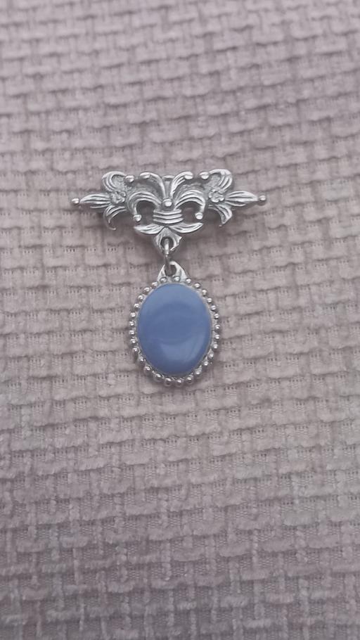 Buy & Sell Long Meadow Worcester - Photos for vintage brooch