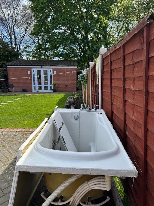 Buy & Sell Acton West London - Photos for Walk in Bath and Jacuzzi