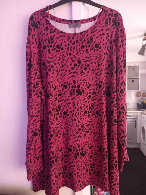 Buy & Sell Stannington Sheffield - Photos for New long top size 22