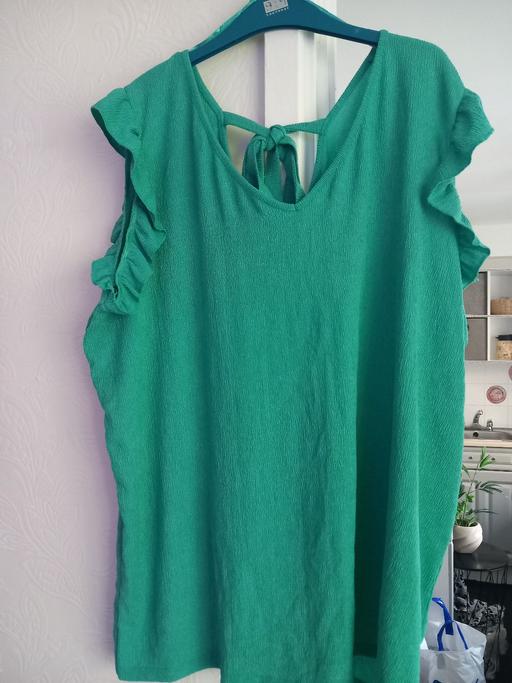 Buy & Sell Stannington Sheffield - Photos for top size 20 5.00 pound 