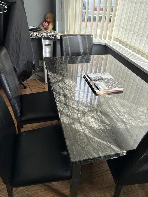Buy & Sell Newhall Street Birmingham - Photos for Marble dining table and chairs