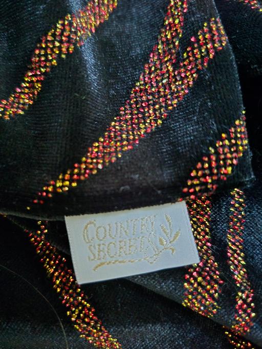 Buy & Sell North Bradley Wiltshire - Photos for Country Secrets Velvet Scarf Black