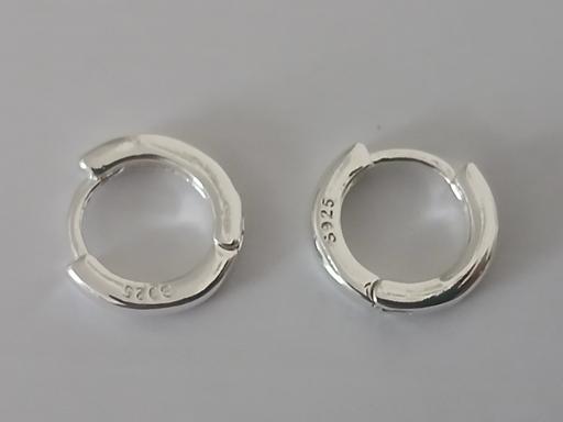 Buy & Sell Beeston Broxtowe - Photos for Earrings)