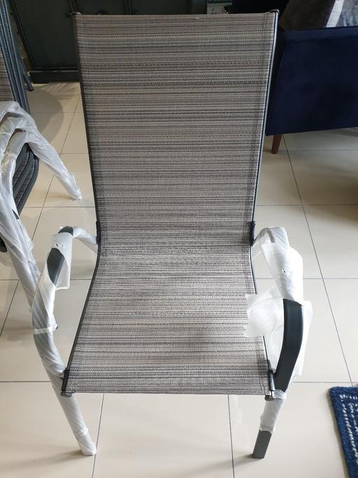 Buy & Sell Stirchley Birmingham - Photos for Garden Dining Set With Parasol