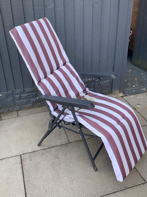 Buy & Sell Page Moss Knowsley - Photos for Garden chair