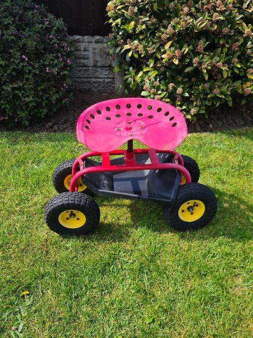 Buy & Sell Hasbury Dudley - Photos for garden weeding seat on wheels