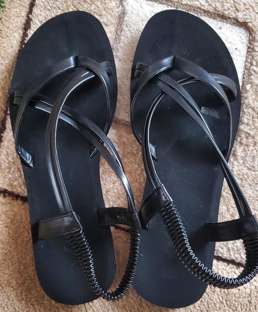 Buy & Sell Longley Sheffield - Photos for New ladies sandals