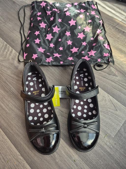 Buy & Sell Chinbrook South East London - Photos for size 3 girls shoes £15
