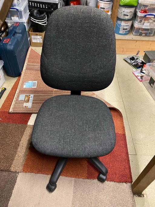 Buy & Sell Castle Industrial Estate Oldham - Photos for Office chair