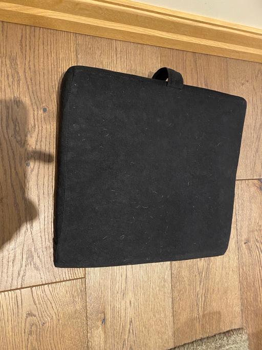 Buy & Sell Castle Industrial Estate Oldham - Photos for Posture cushion