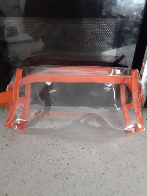 Buy & Sell South Hylton Sunderland - Photos for toiletry bag