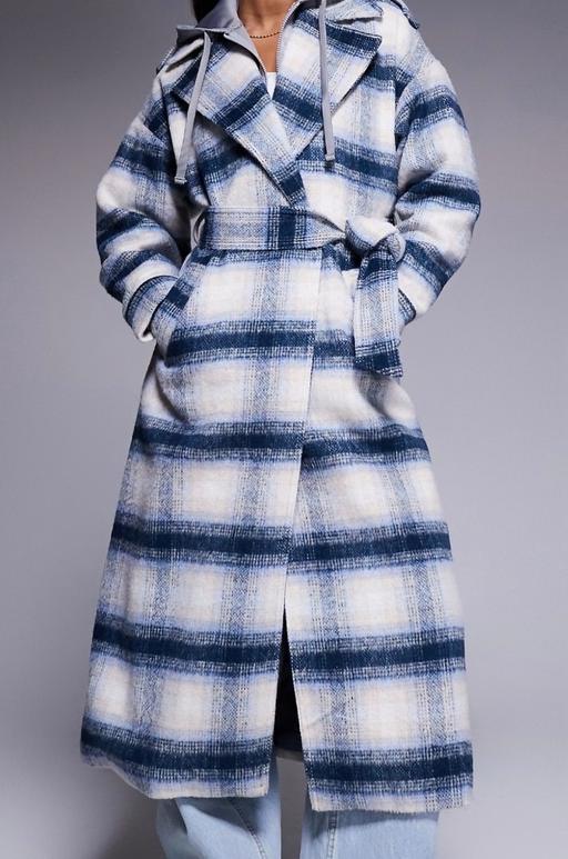 Buy & Sell Dentons Green Saint Helens - Photos for River Island will look belted coat