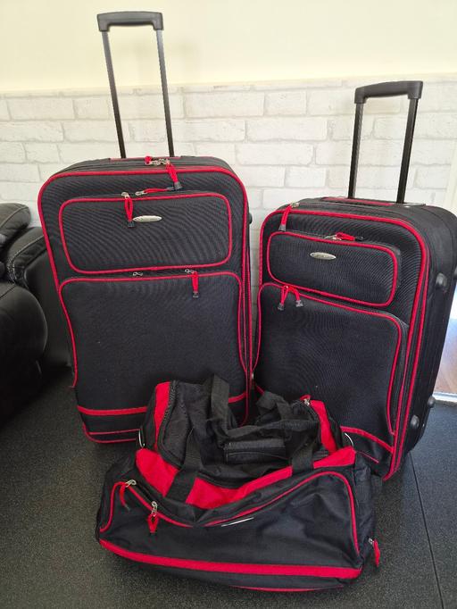 Buy & Sell Stoke Heath Bromsgrove - Photos for Constellation Suitcase Set