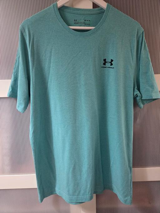 Buy & Sell Weston Point Halton - Photos for Size M UNDER ARMOUR tshirt