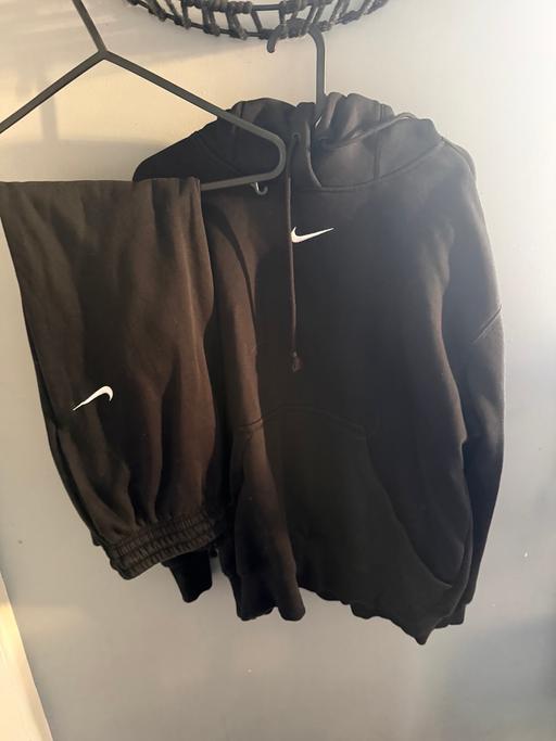 Buy & Sell Sundon Luton - Photos for Women’s black Nike tracksuit size small