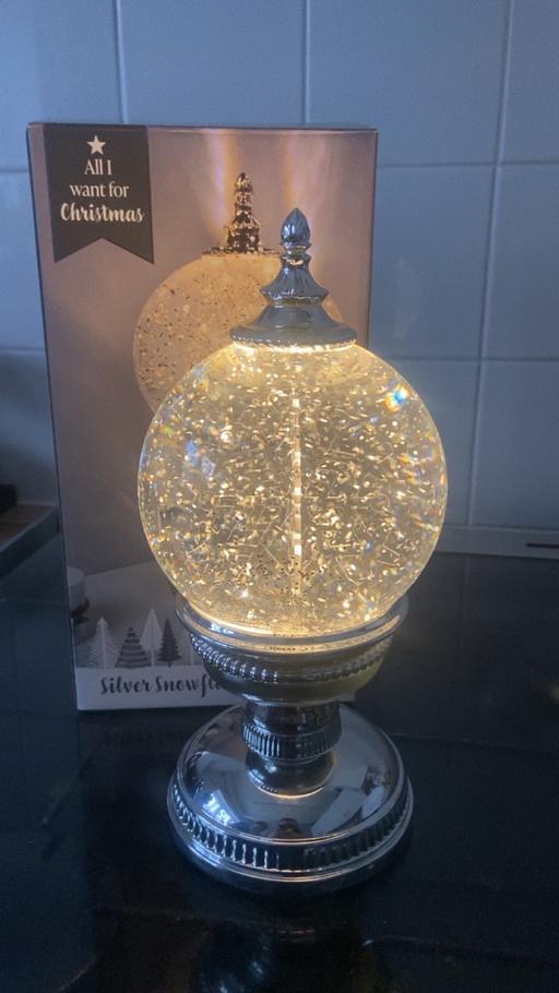 Buy & Sell Stow Heath Wolverhampton - Photos for BNIB xmas LED globe ornament