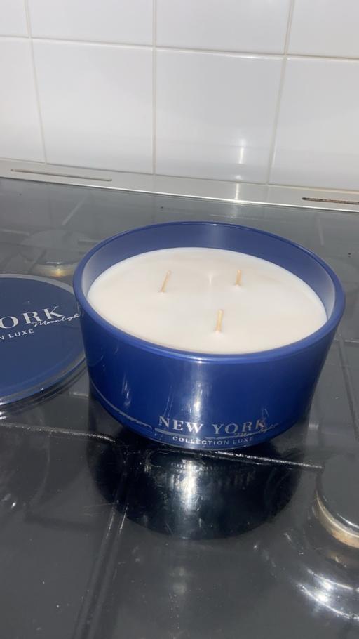 Buy & Sell Stow Heath Wolverhampton - Photos for Brand new giant candle