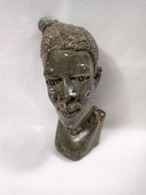 Buy & Sell Hall Green Birmingham - Photos for VINTAGE HAND CARVED AFRICAN SHONA STONE BUST.