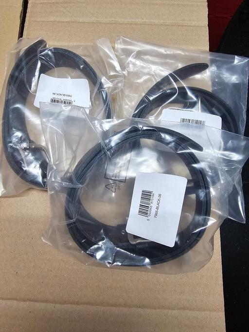 Buy & Sell Leagrave Luton - Photos for 3 × men real leather belts size 36/34