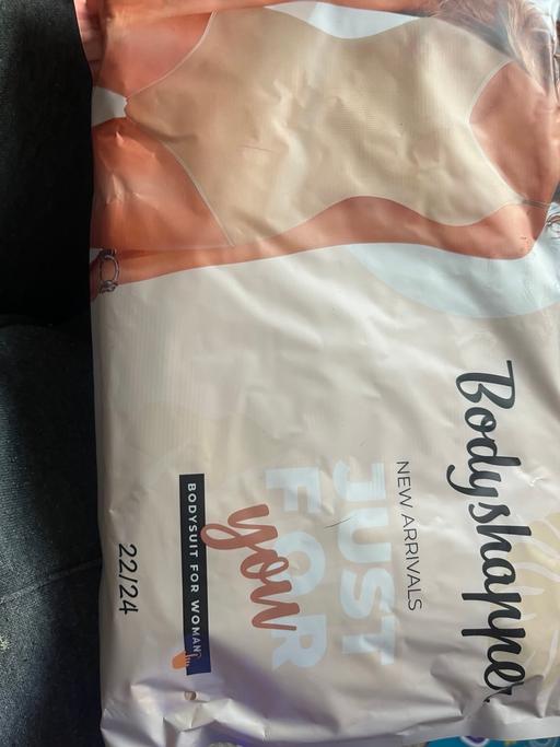 Buy & Sell Wednesfield Wolverhampton - Photos for New bodysuit shaper size 22/24 black