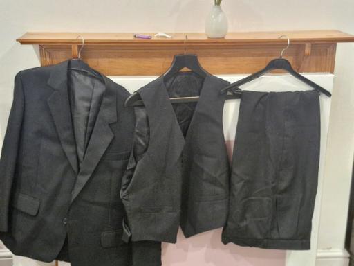 Buy & Sell Hall Green Birmingham - Photos for 3 piece suit
