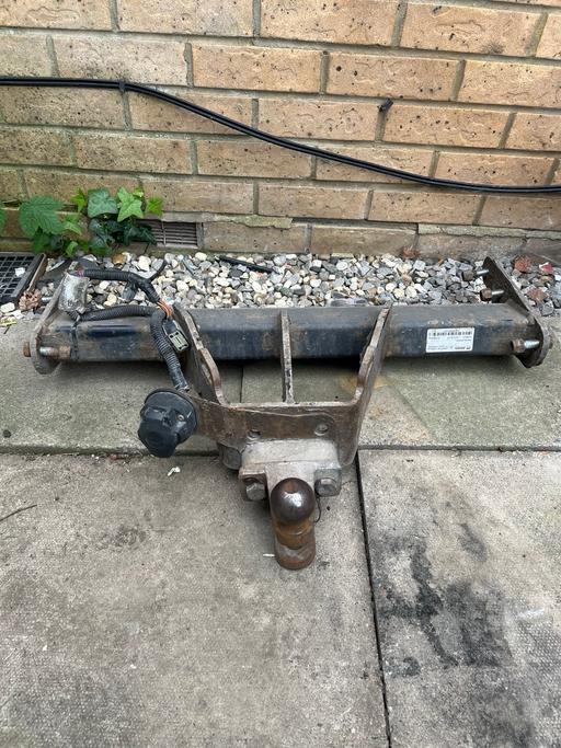 Vehicles South Ockendon Thurrock - Essex - Photos for Ford truck tow bar