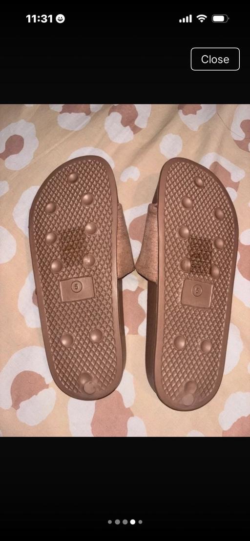 Buy & Sell Kensington Liverpool - Photos for Juicy Couture Sliders