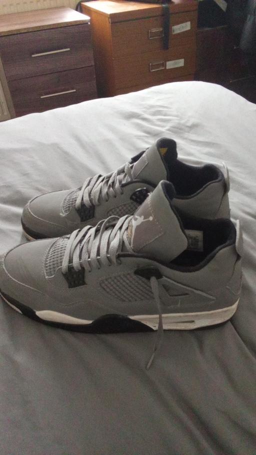 Buy & Sell The Broadway Bradford - Photos for Jordan 4 grey