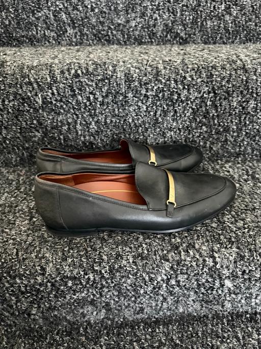 Buy & Sell Barkingside Redbridge - Photos for Women’s Black Leather Loafers, 7UK