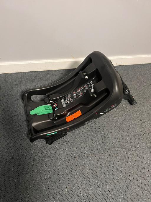 Buy & Sell Nunhead South East London - Photos for travel system bundle and ISOFIX base