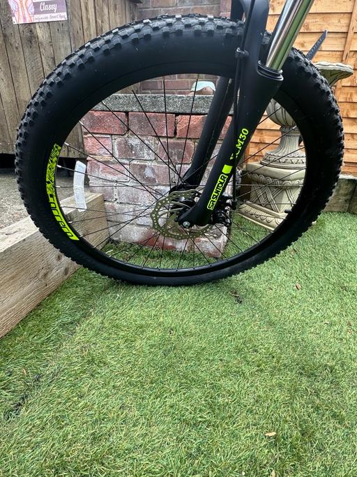 Buy & Sell Bluewater Dartford - Photos for Men’s Carrera mountain bike