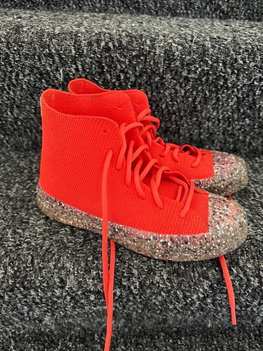 Buy & Sell Barkingside Redbridge - Photos for Converse sneakers, 3UK