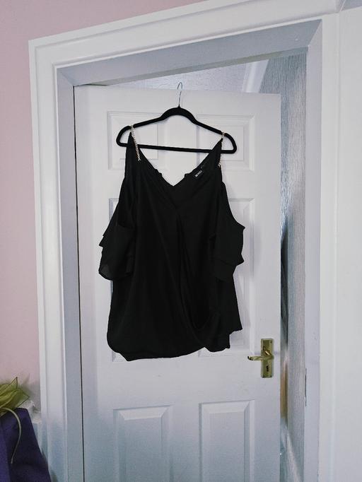 Buy & Sell Newton Doncaster - Photos for Black coloured dressy top, size 20