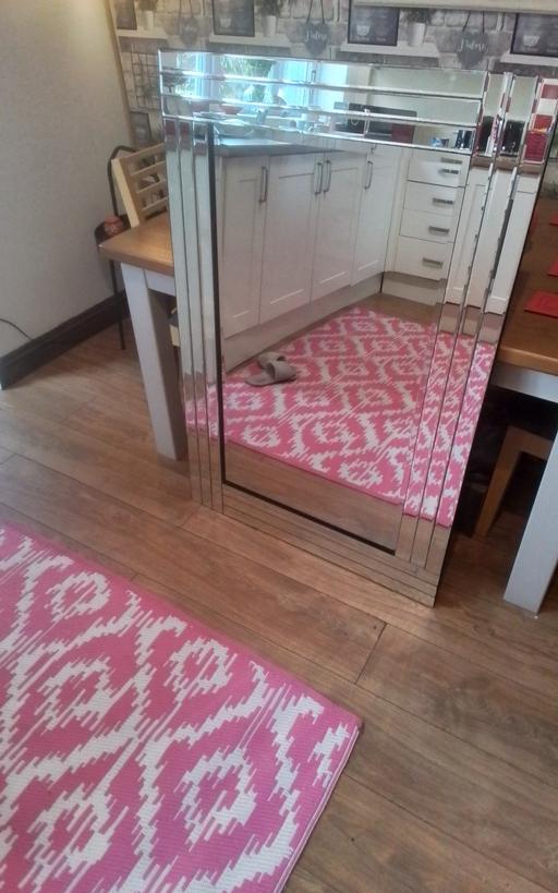 Buy & Sell Swinley Wigan - Photos for VERY LARGE MIRROR