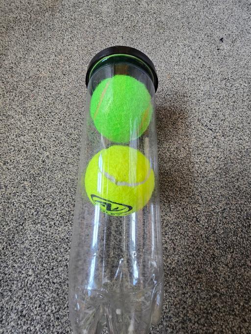 Buy & Sell Oldbury Sandwell - Photos for 2 tennis balls - new
