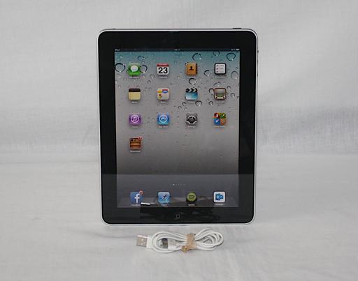 Buy & Sell Hall Green Wakefield - Photos for Apple iPad 1st Gen 9.7