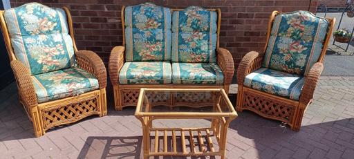 Buy & Sell Cheslyn Hay South Staffordshire - Photos for Four Piece Conservatory Suite