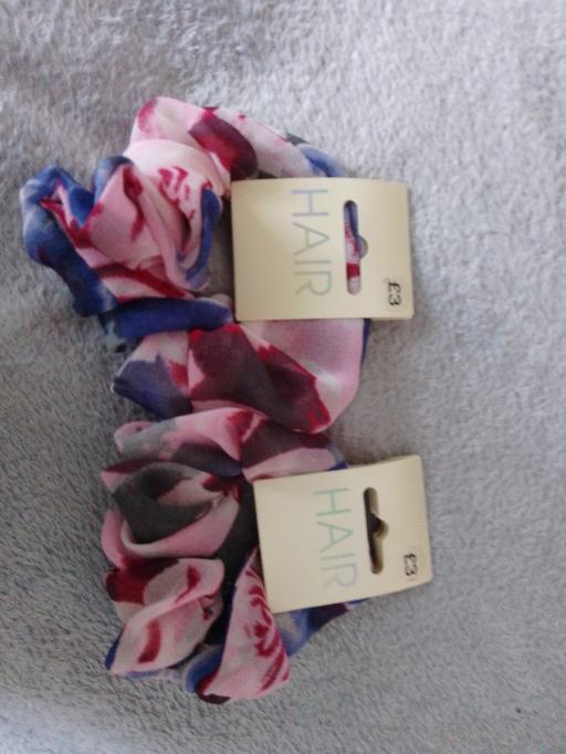 Buy & Sell Bournville Birmingham - Photos for 2 X hair accessories
