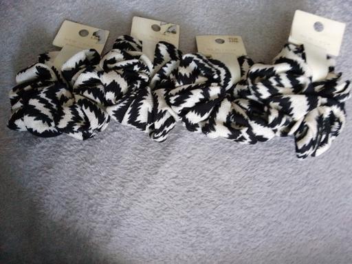 Buy & Sell Kings Norton Birmingham - Photos for 4 x hair accessories