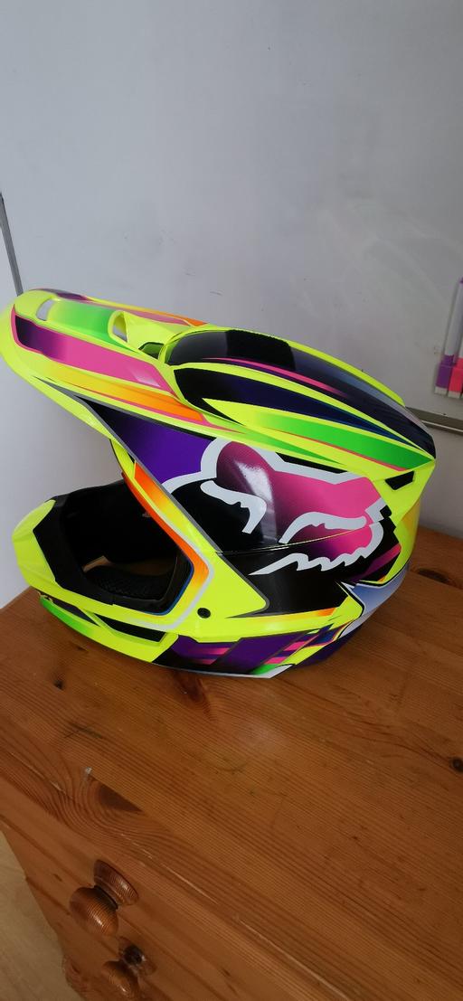 Vehicles Lessness Heath South East London - Photos for Fox V1 full-face helmet Size S (55-56 cm)