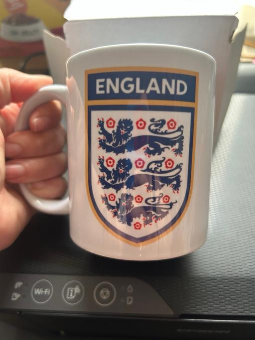 Buy & Sell Brinsworth Rotherham - Photos for England white mug brand new in box