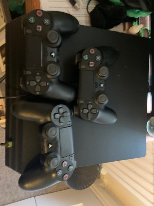 Buy & Sell Saint Thomas Exeter - Photos for PS4