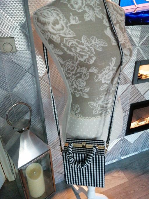 Buy & Sell Wednesfield Wolverhampton - Photos for ladies Handbag